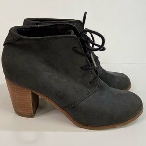 Toms lace up stacked heel boots